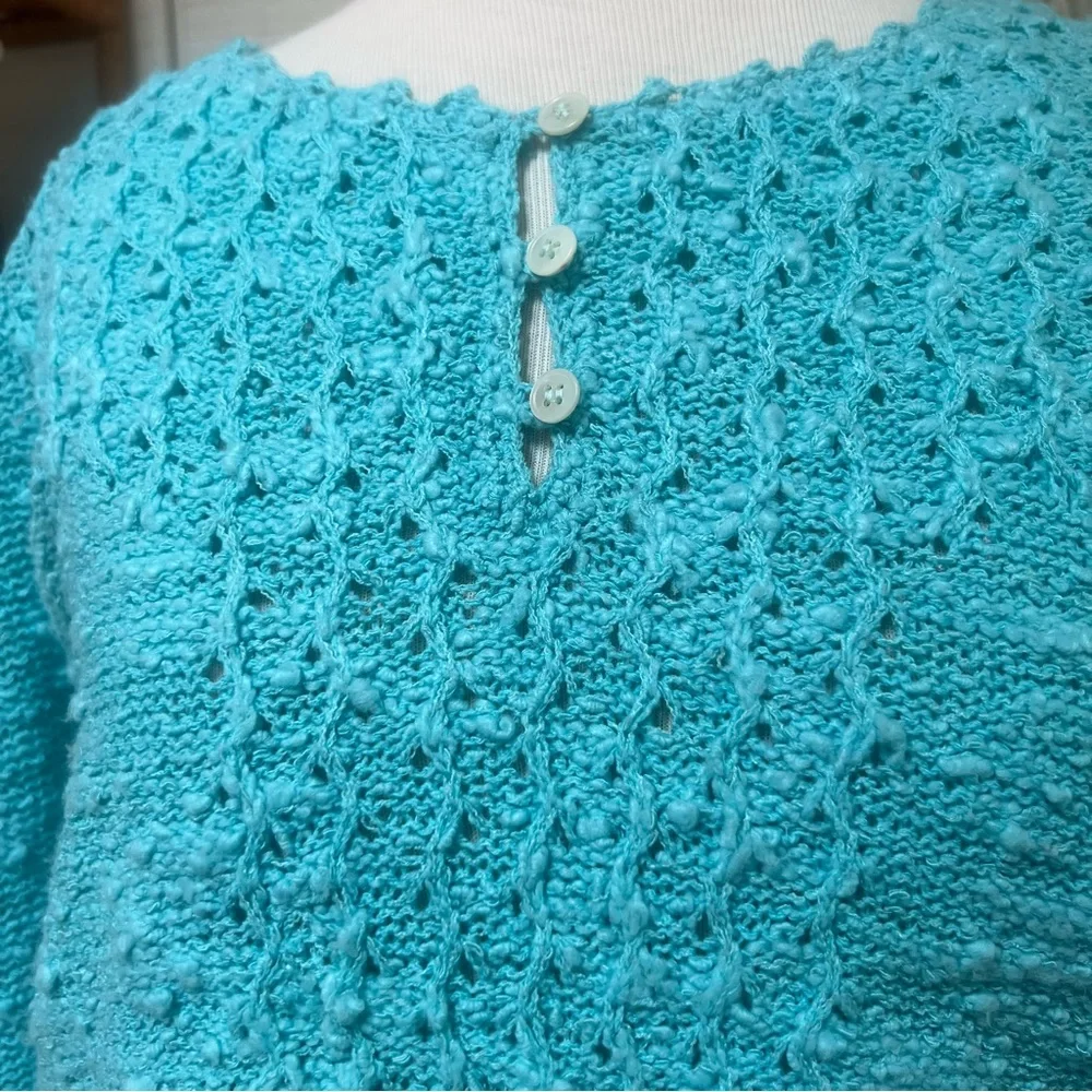 Vintage aqua/teal knit textured sweater with 3 button up neckline - Picture 2 of 10